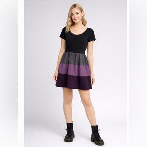 Be Bop Size Small Mini Dress Black and Purple Short Sleeve Round Neck